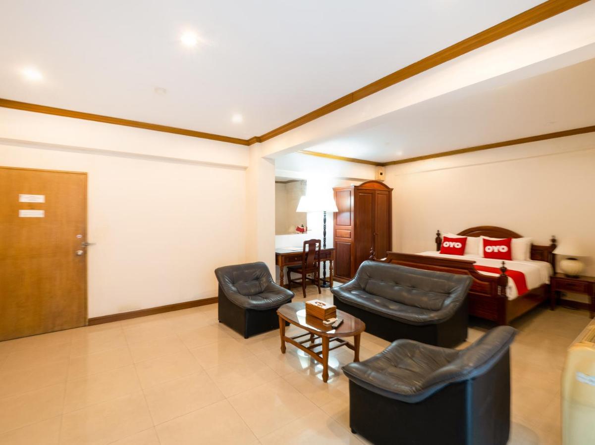 12Pm Bangkok Hotel Екстериор снимка