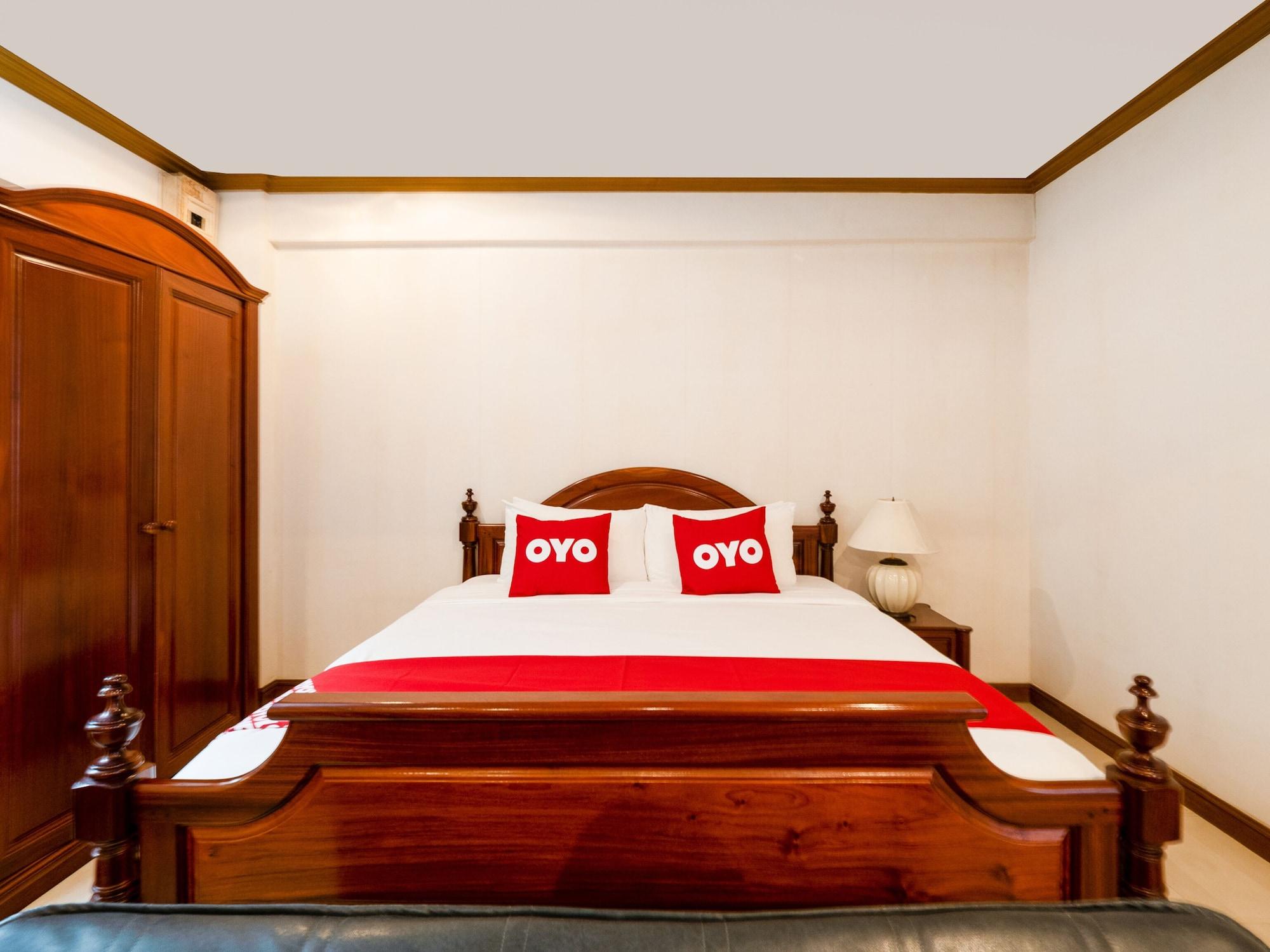 12Pm Bangkok Hotel Екстериор снимка